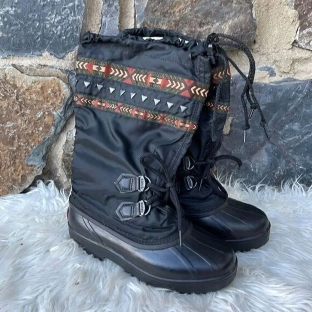 Sorel Women's Geometric/Tribal Trim Winter/Snow  in Black size 6